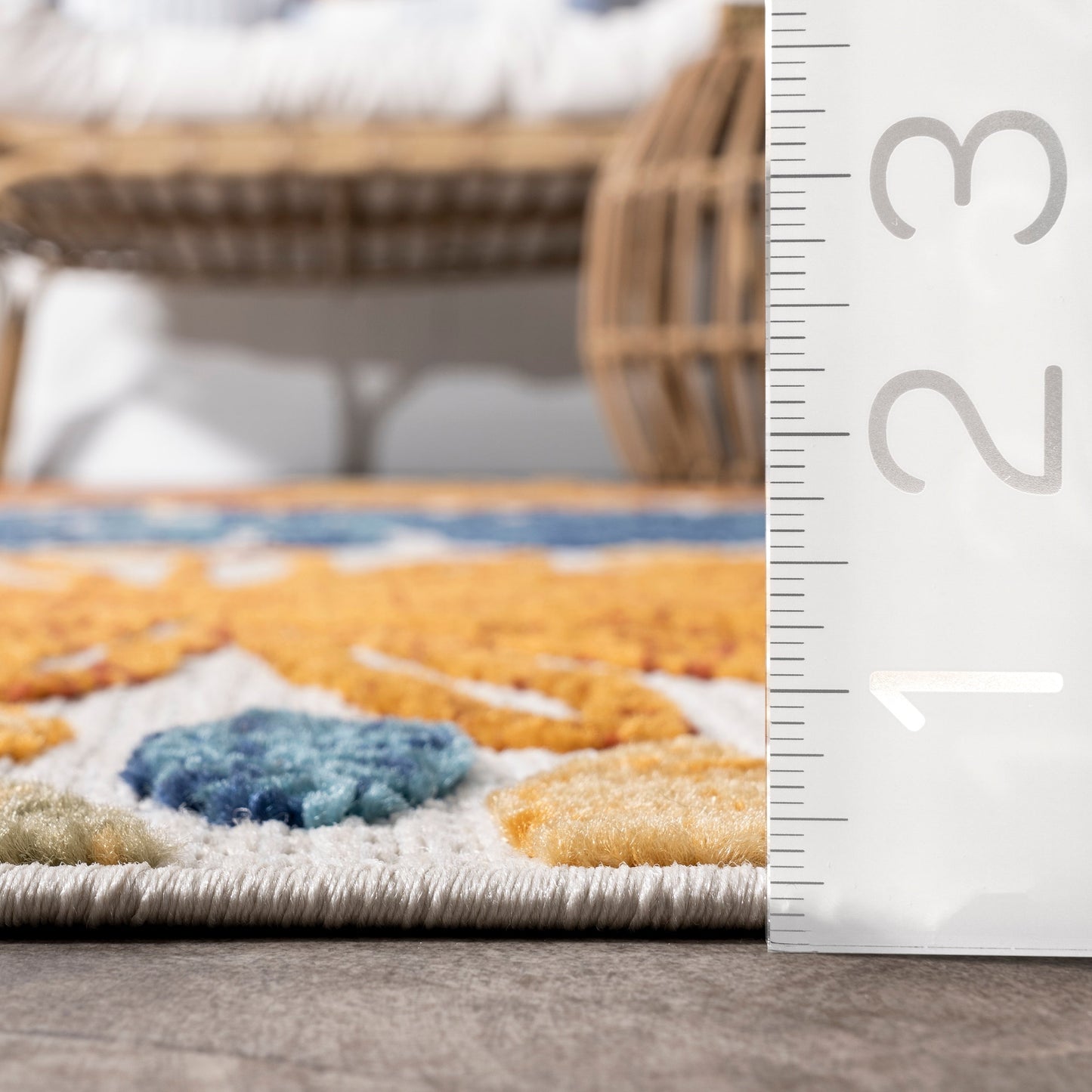 Nuloom Ronda Bold Floral Indoor/Outdoor Area Rug