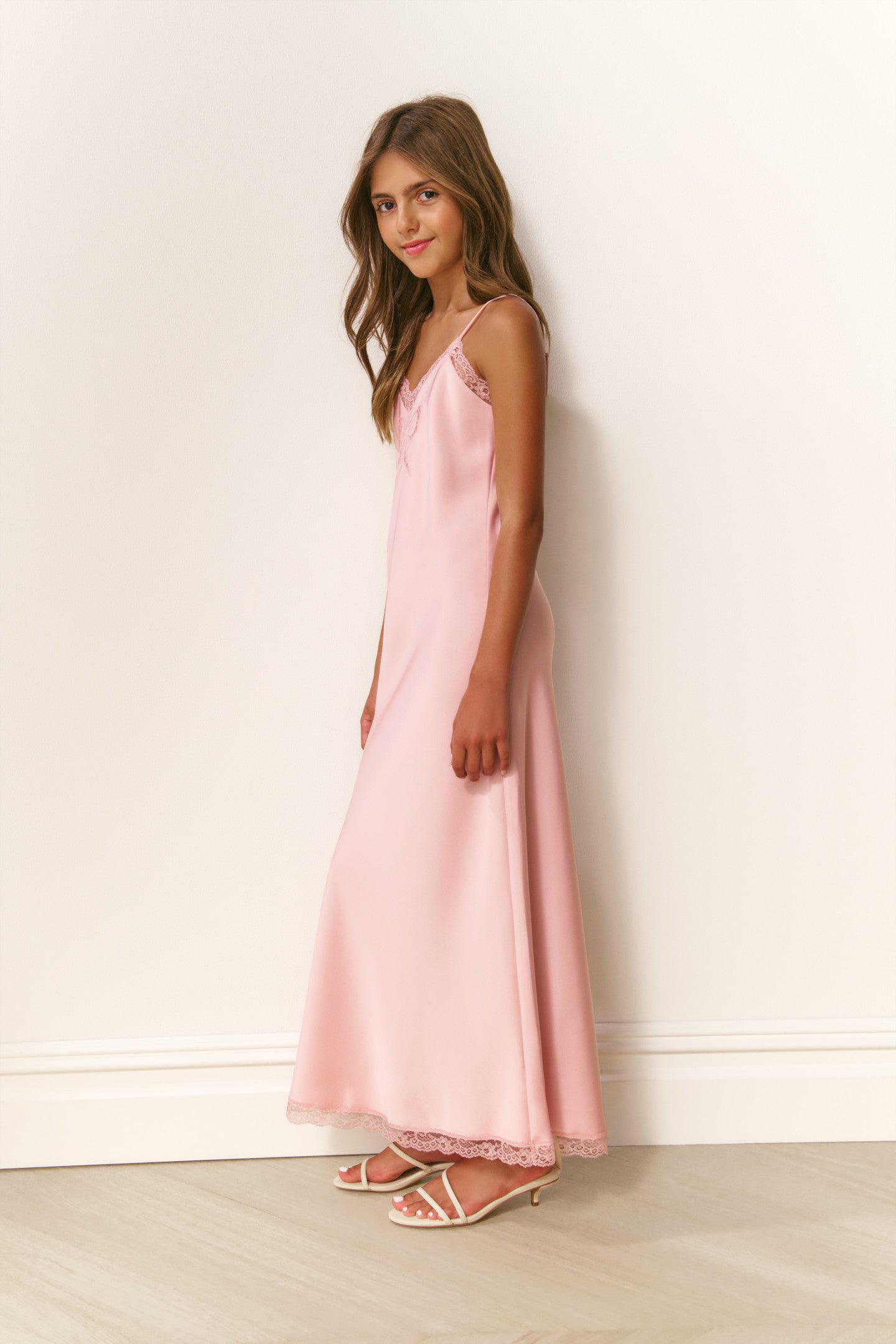 Robe longue en satin Cilona pour fille