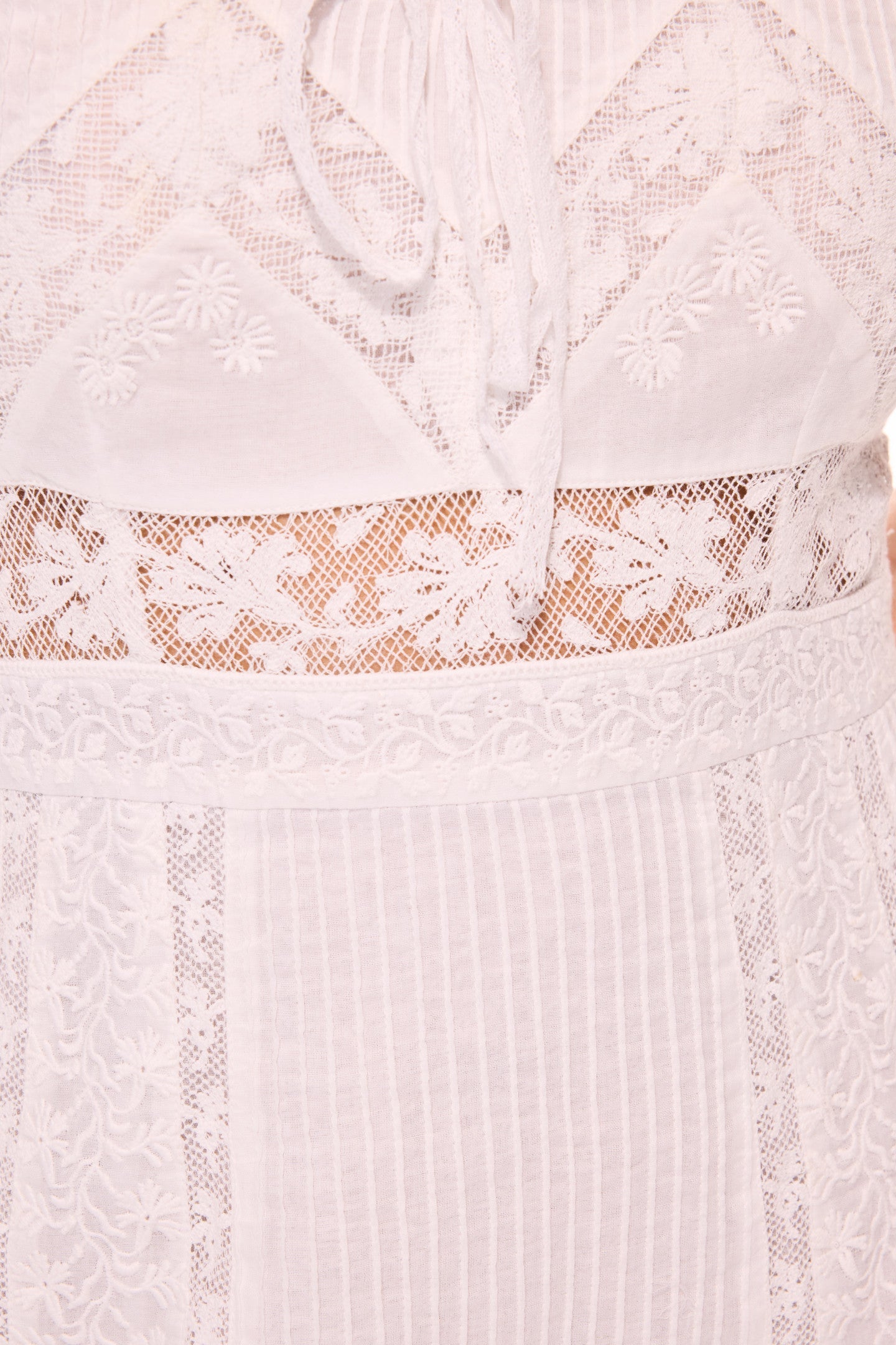Mini-robe en coton Maera avec bordure en dentelle