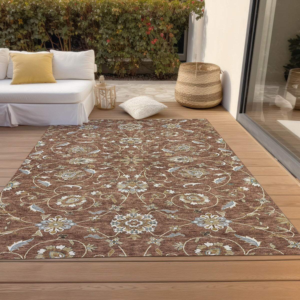 Machine Washable Indoor/ Outdoor Traditional KashanChantille Rug