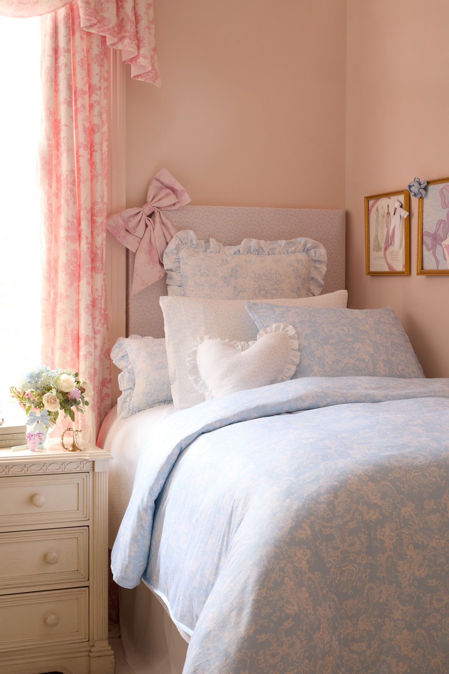 Parure housse de couette et taies d'oreiller à motif floral - ICY WIND