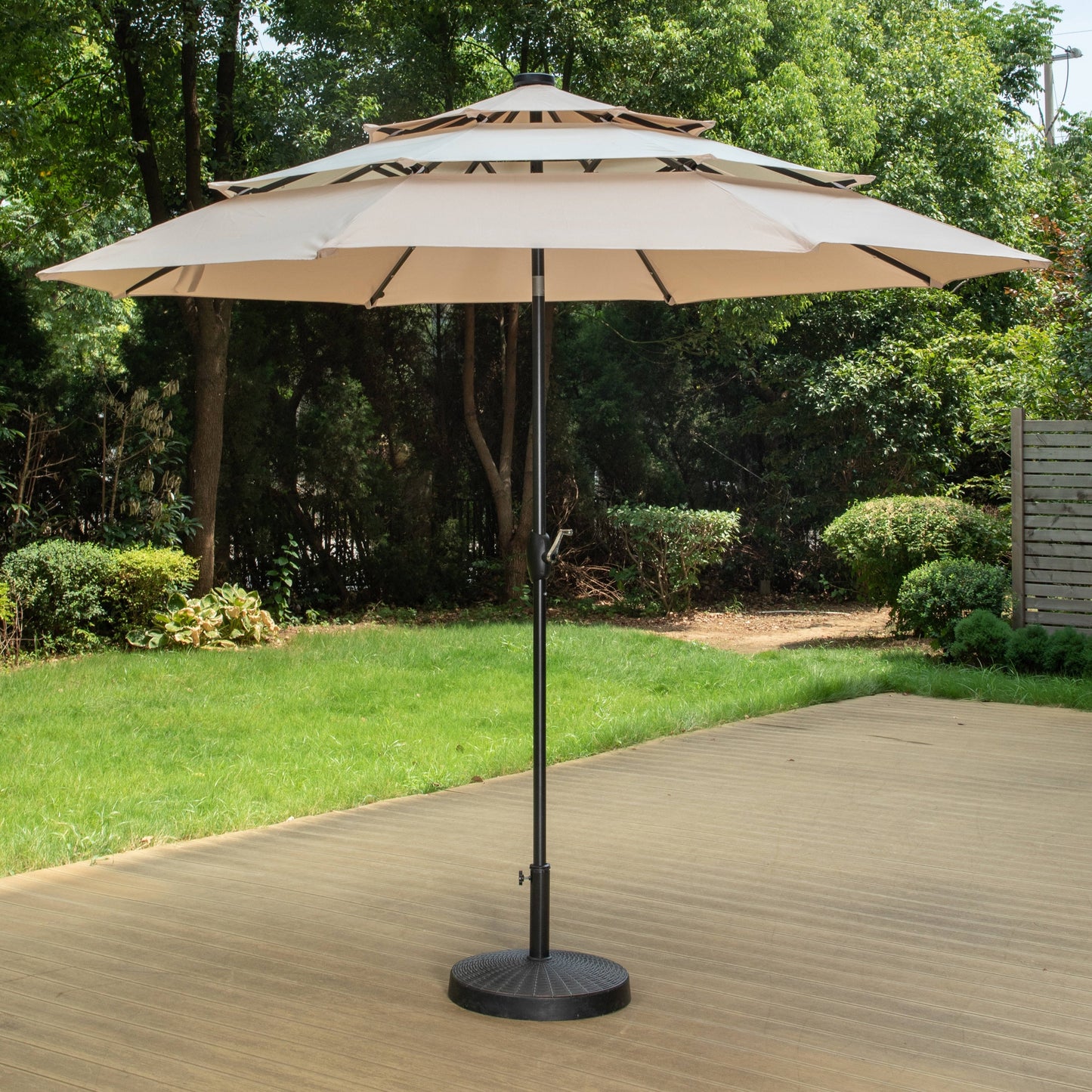 Parasol de terrasse inclinable à 3 niveaux de 10 pieds de MAISON ARTS, parasol d'extérieur à double ventilation avec lumières LED