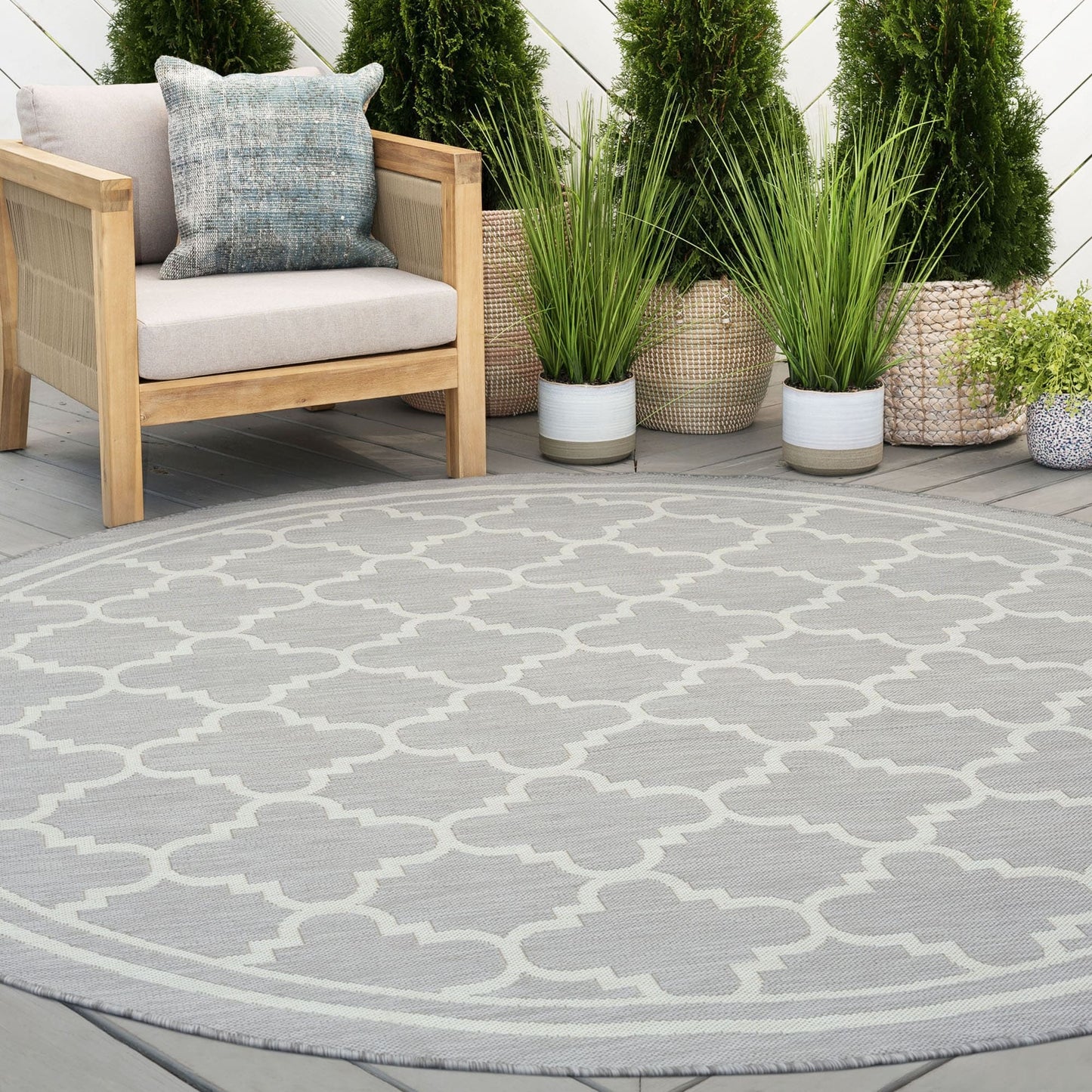 Exo Coastal Geometric Indoor/Outdoor Area Rug