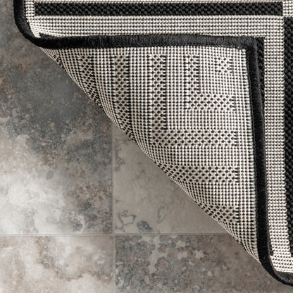 Nuloom Leah Classic Bordered Indoor/Outdoor Area Rug