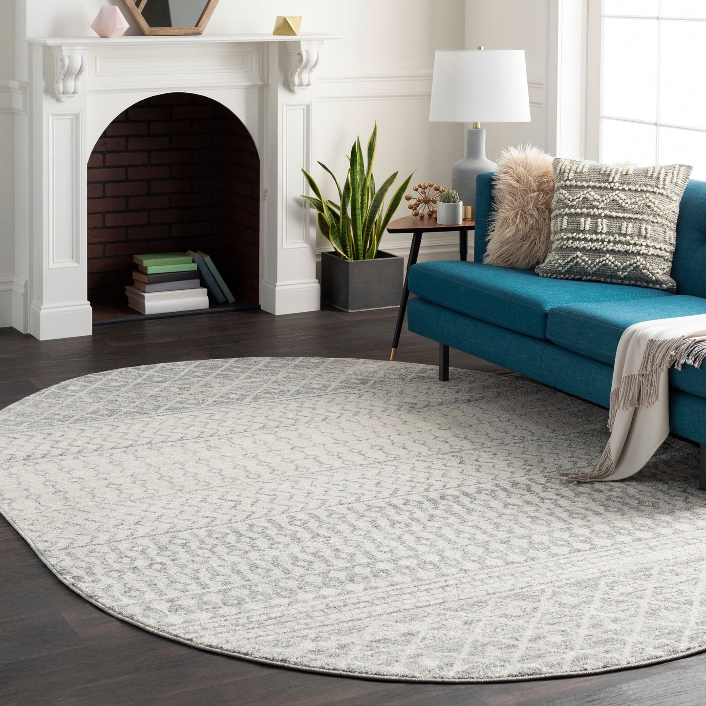 Livabliss Edie Bohemian Geometric Area Rug