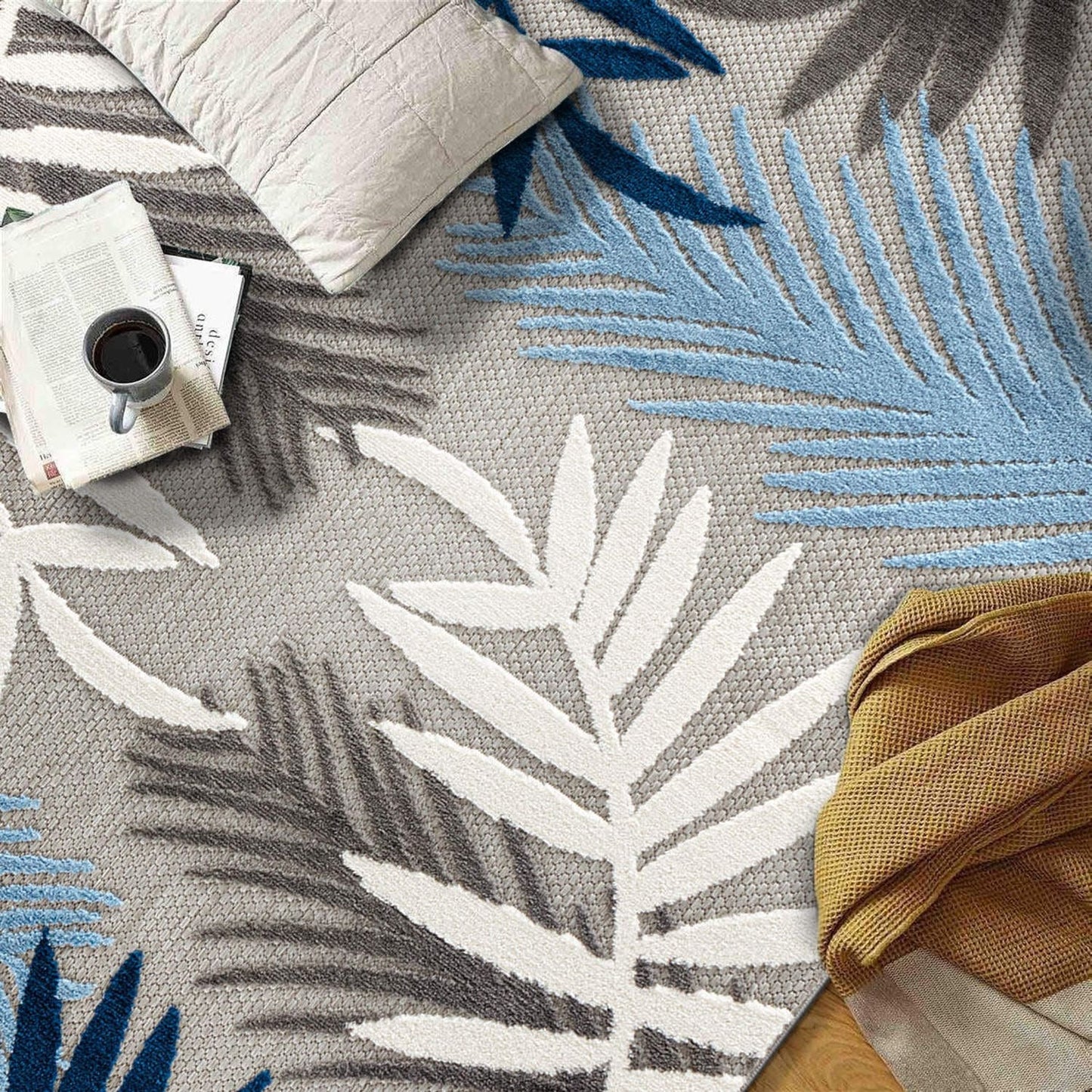 Evora Palm Frond Indoor/Outdoor Area Rug