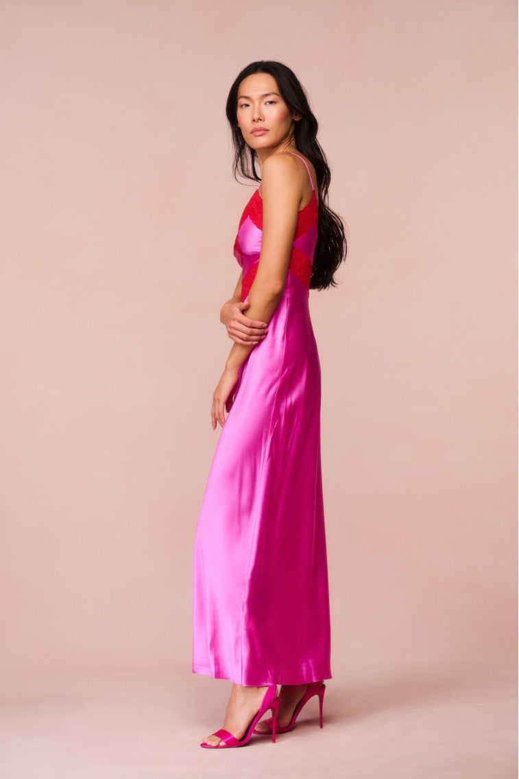 Robe longue Serita bordée de dentelle