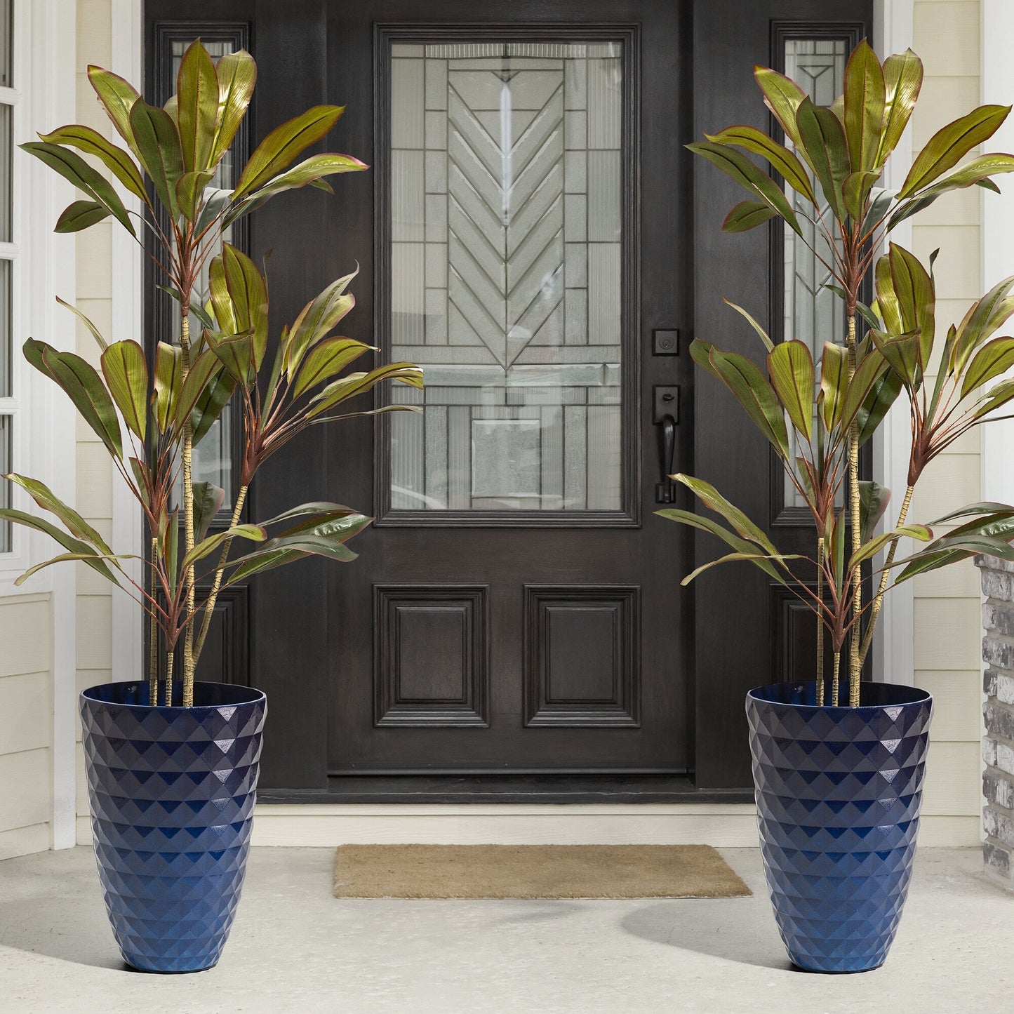 Glitzhome 19.75 H Eco-Friendly Oversized Faux Ceramic Diamond Textured Tall Planter Porch Flowerpot (Set of 2)