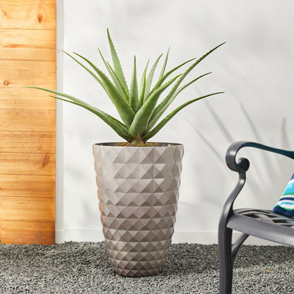 Glitzhome 19.75 H Eco-Friendly Oversized Faux Ceramic Diamond Textured Tall Planter Porch Flowerpot (Set of 2)