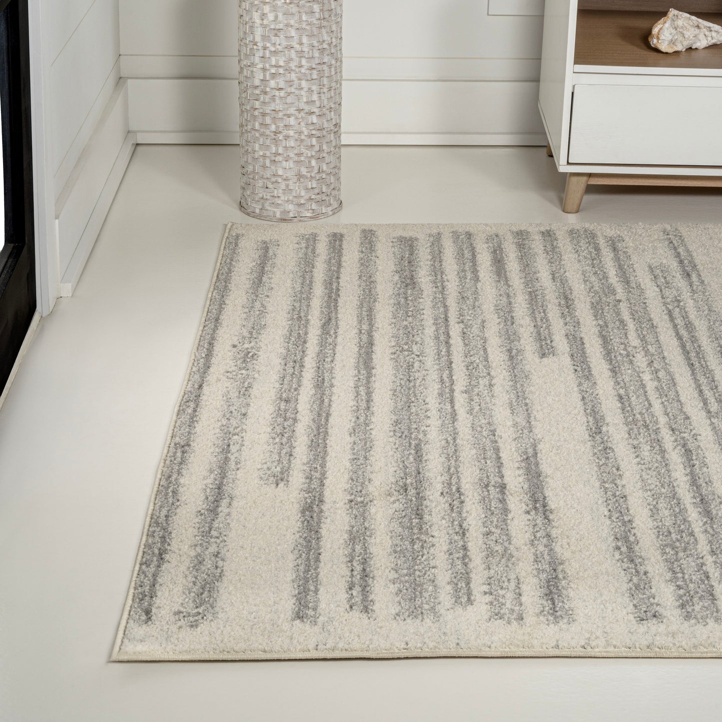 JONATHAN Y Aksil Modern Berber Stripe Area Rug