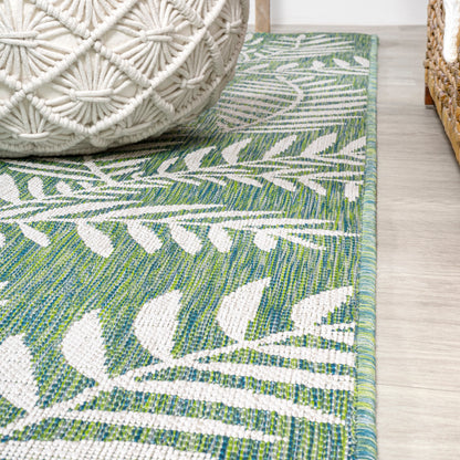 JONATHAN Y Galon Palm Frond Indoor/Outdoor Area Rug