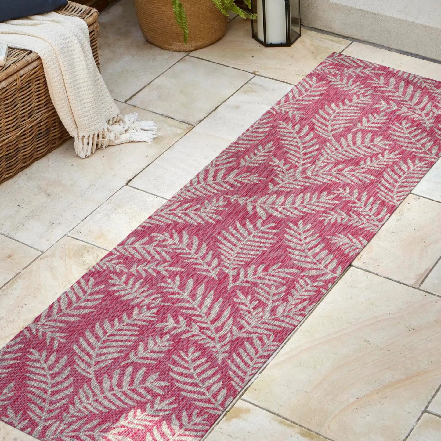 JONATHAN Y Galon Palm Frond Indoor/Outdoor Area Rug