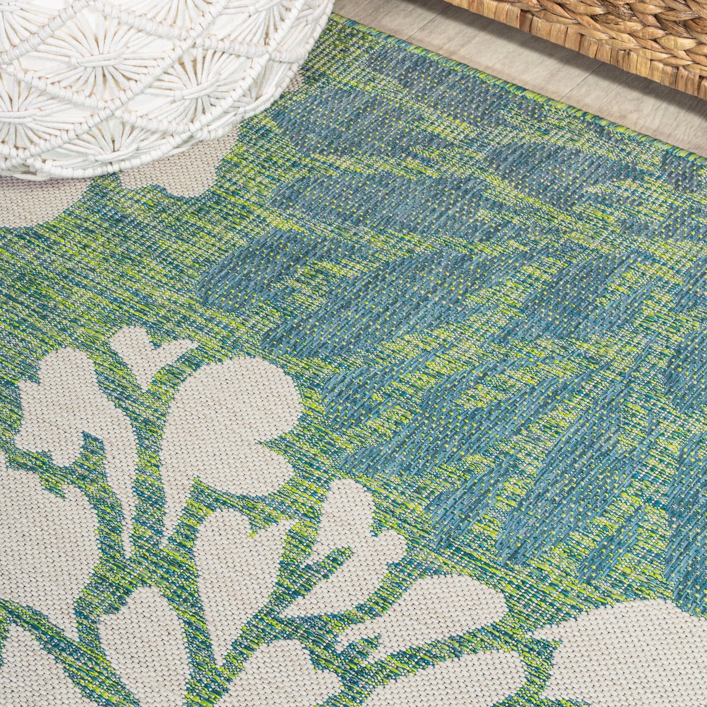 JONATHAN Y Floral Textured Weave Indoor/Outdoor Area Rug