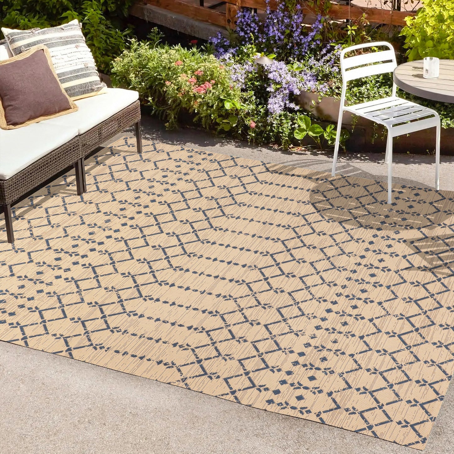 JONATHAN Y Trebol Moroccan Geometric Textured Weave Indoor/Outdoor Area Rug