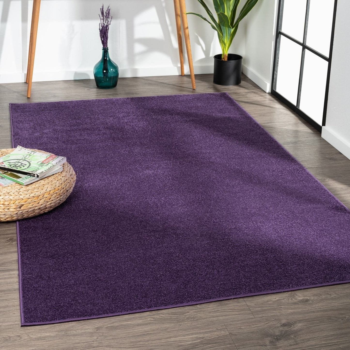 JONATHAN Y Tumbling Solid Low-Pile Area Rug
