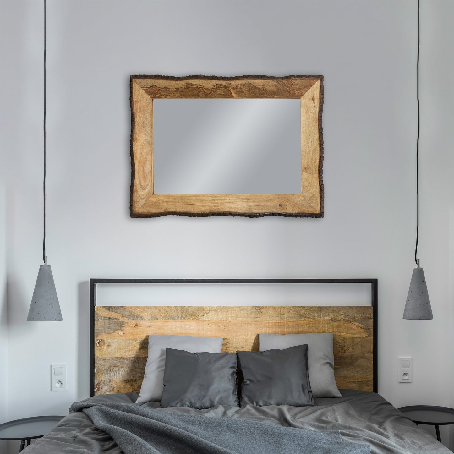 Miroir mural rectangulaire en bois et verre brun et beige Lamont River of Goods - 39 x 1,25 x 28