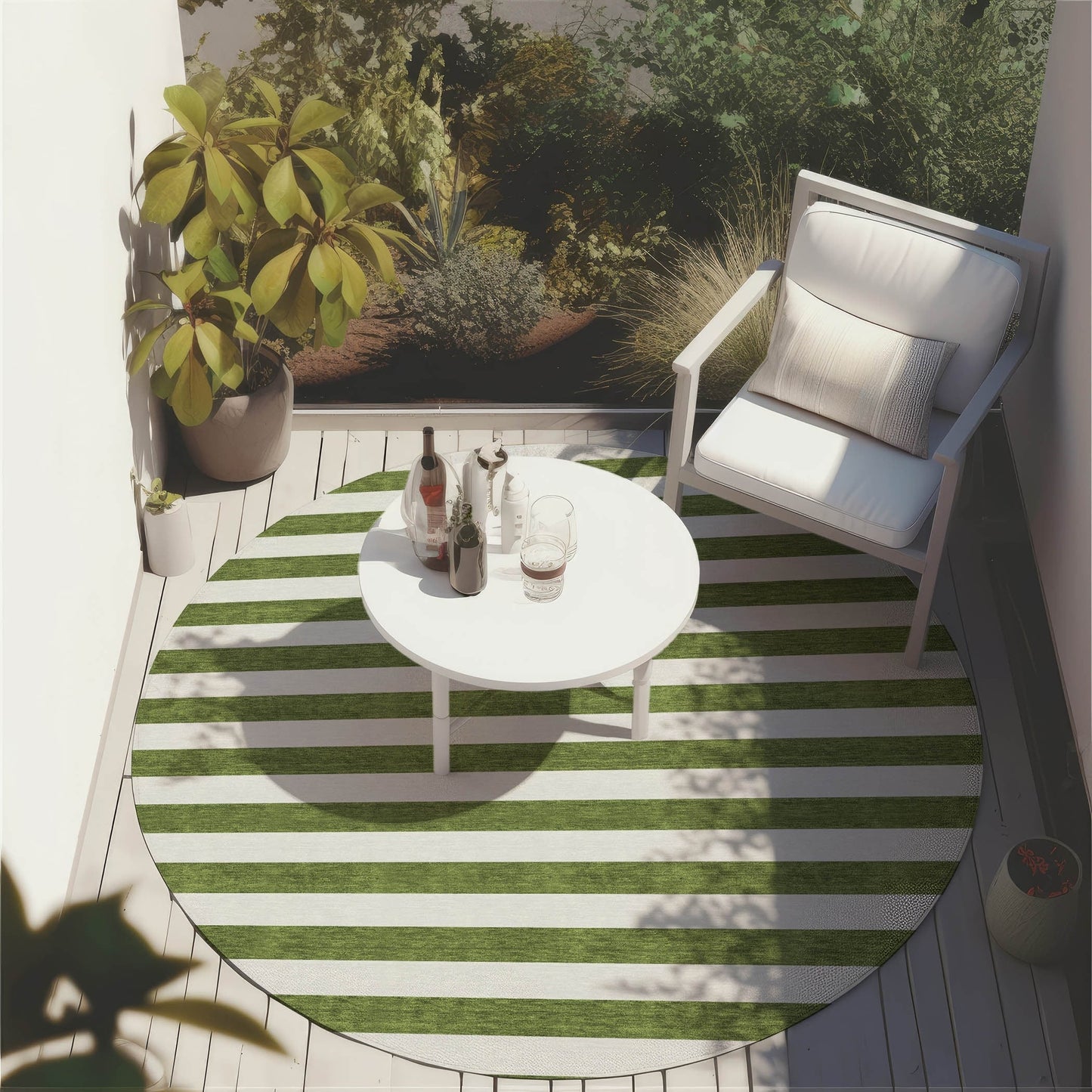 Machine Washable Indoor/ Outdoor Cabana Stripe Chantille Rug