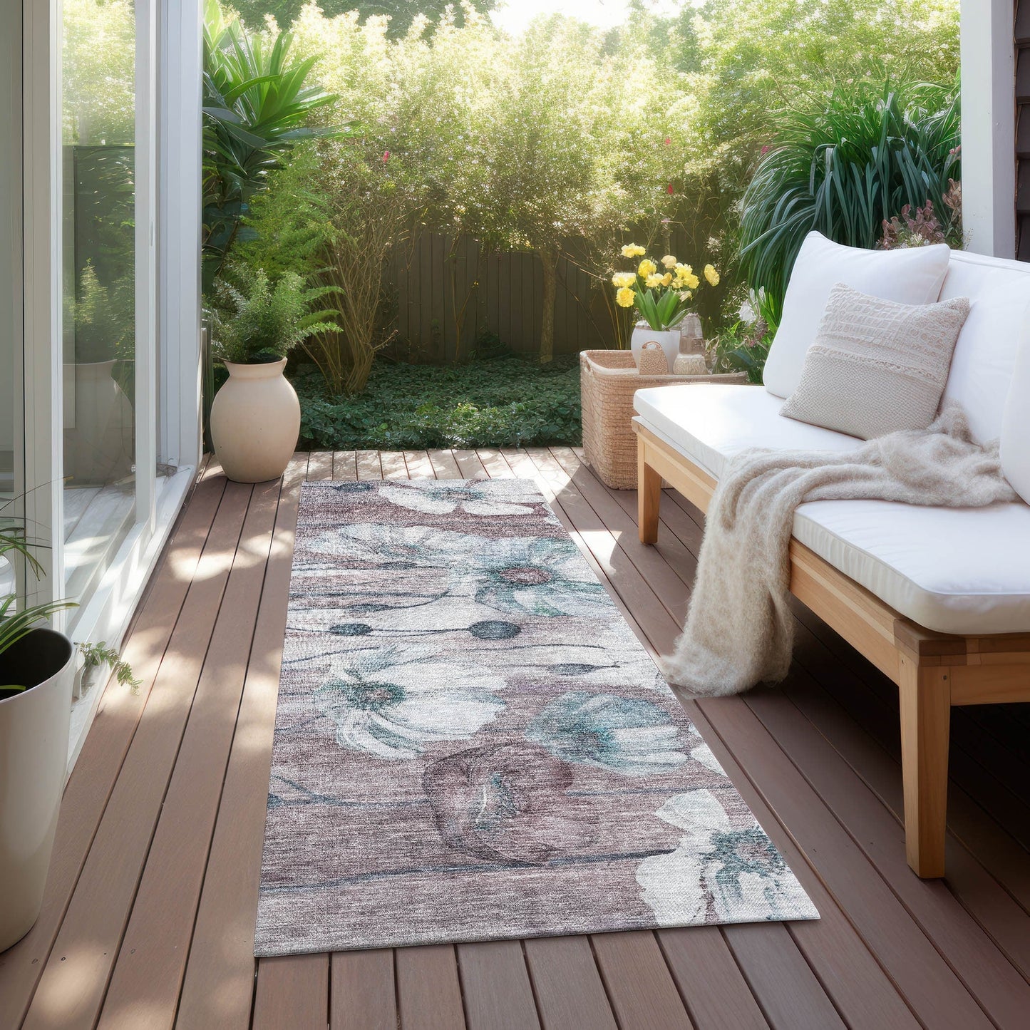 Machine Washable Indoor/ Outdoor Chantille Modern Floral Rug