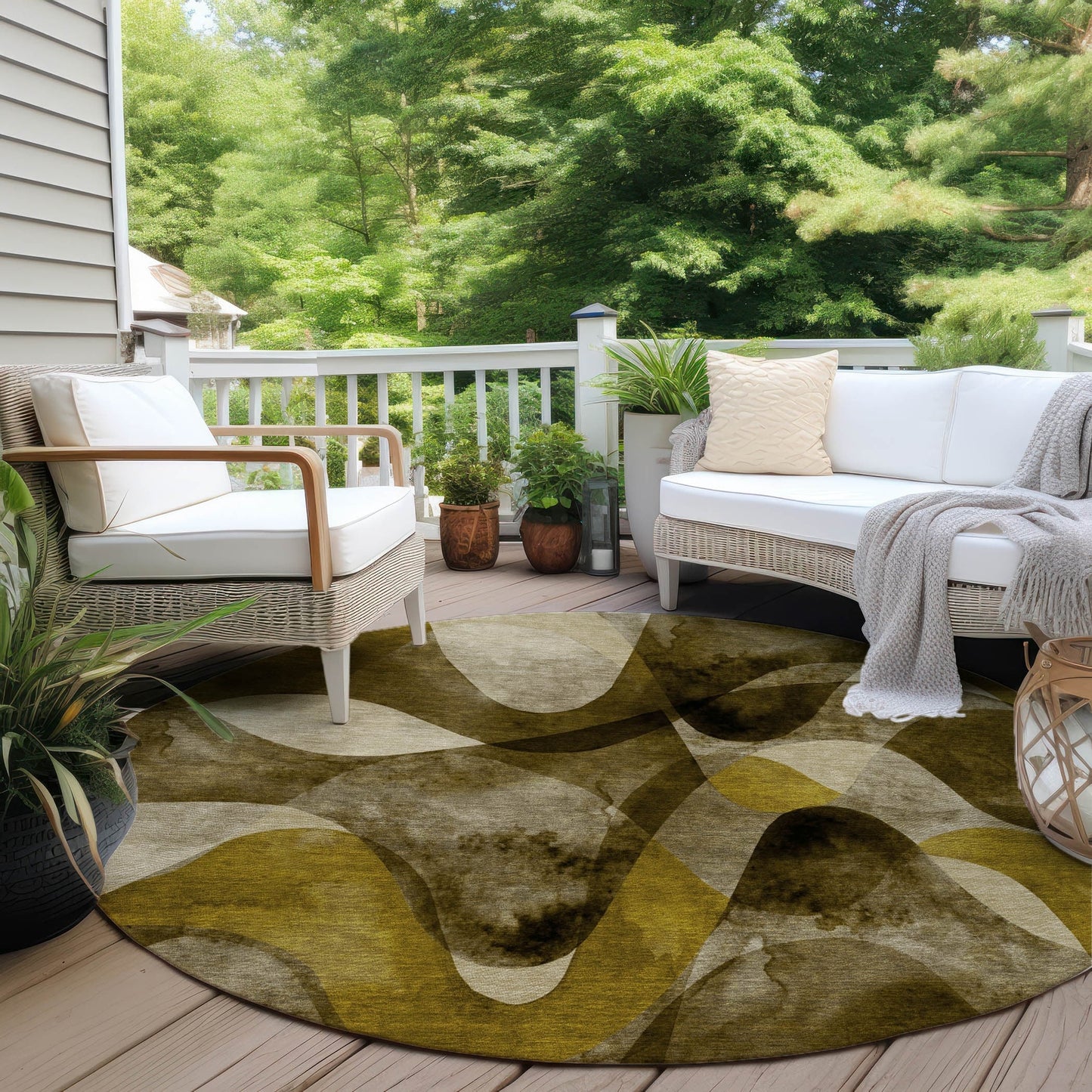 Machine Washable Indoor/ Outdoor Modern Chantille Rug
