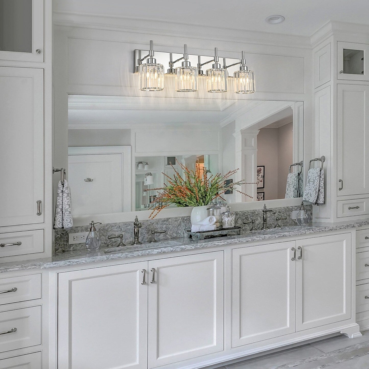 Appliques murales modernes à intensité variable pour salle de bain avec abat-jour en cristal