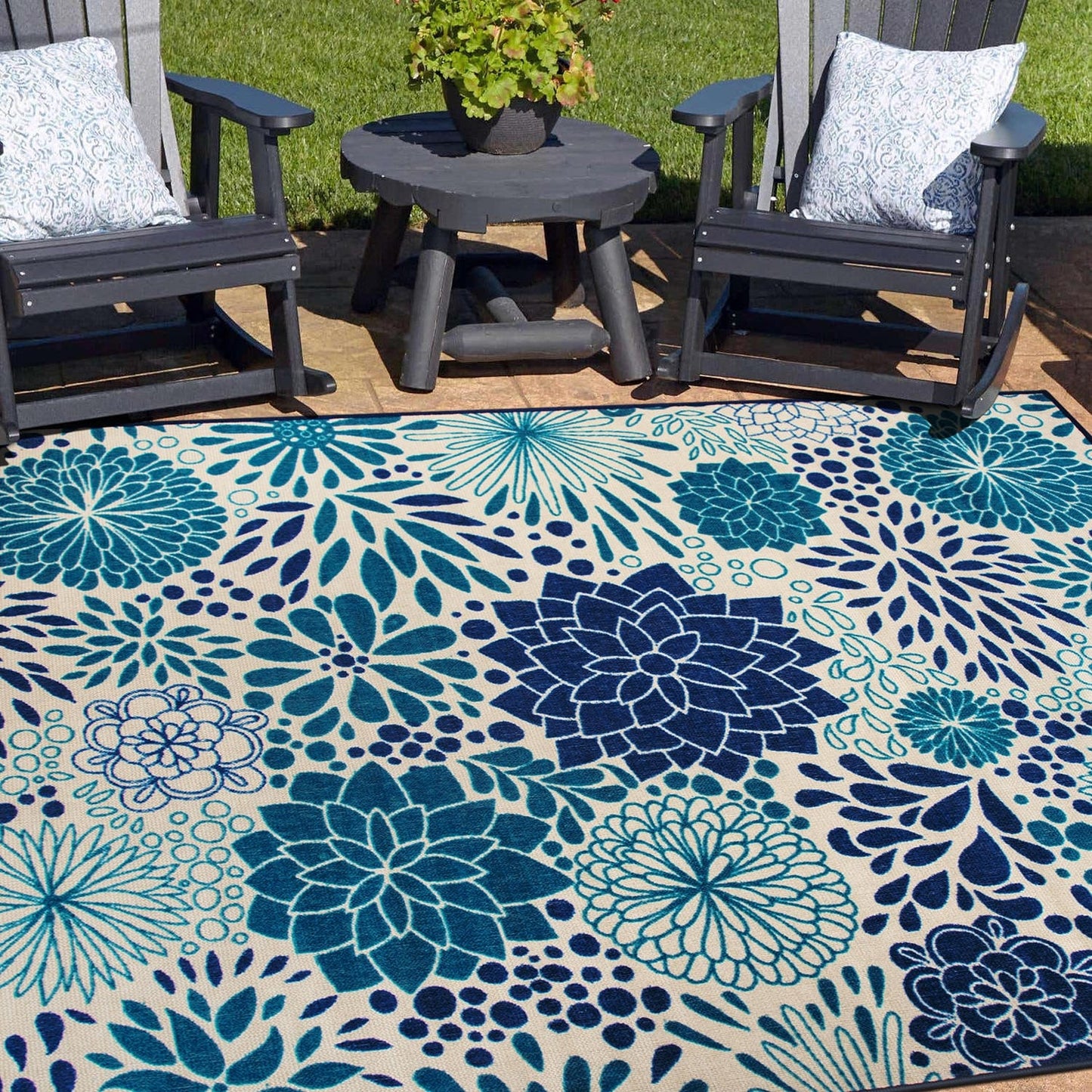 Modern Floral Circles Flatweave Indoor/Outdoor Area Rug