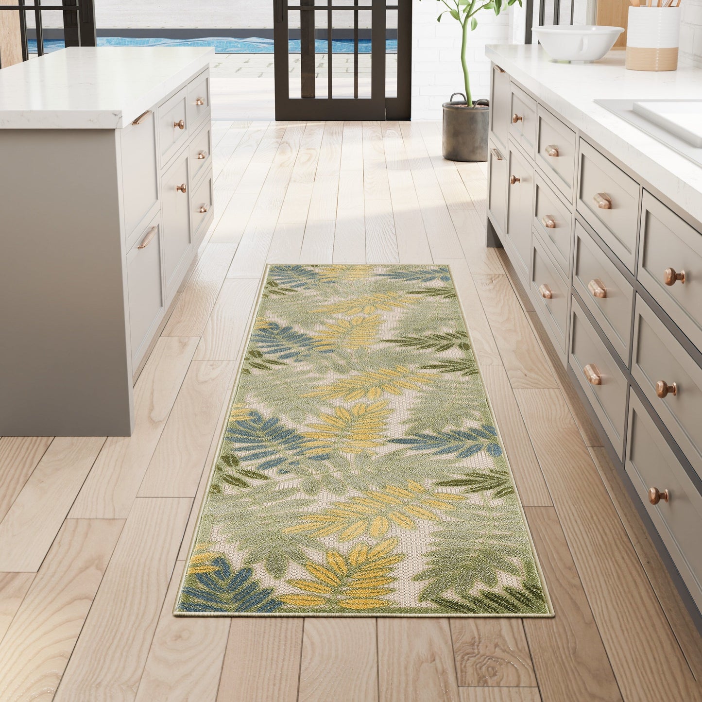 Nourison Alice Indoor/Outdoor Floral Area Rug