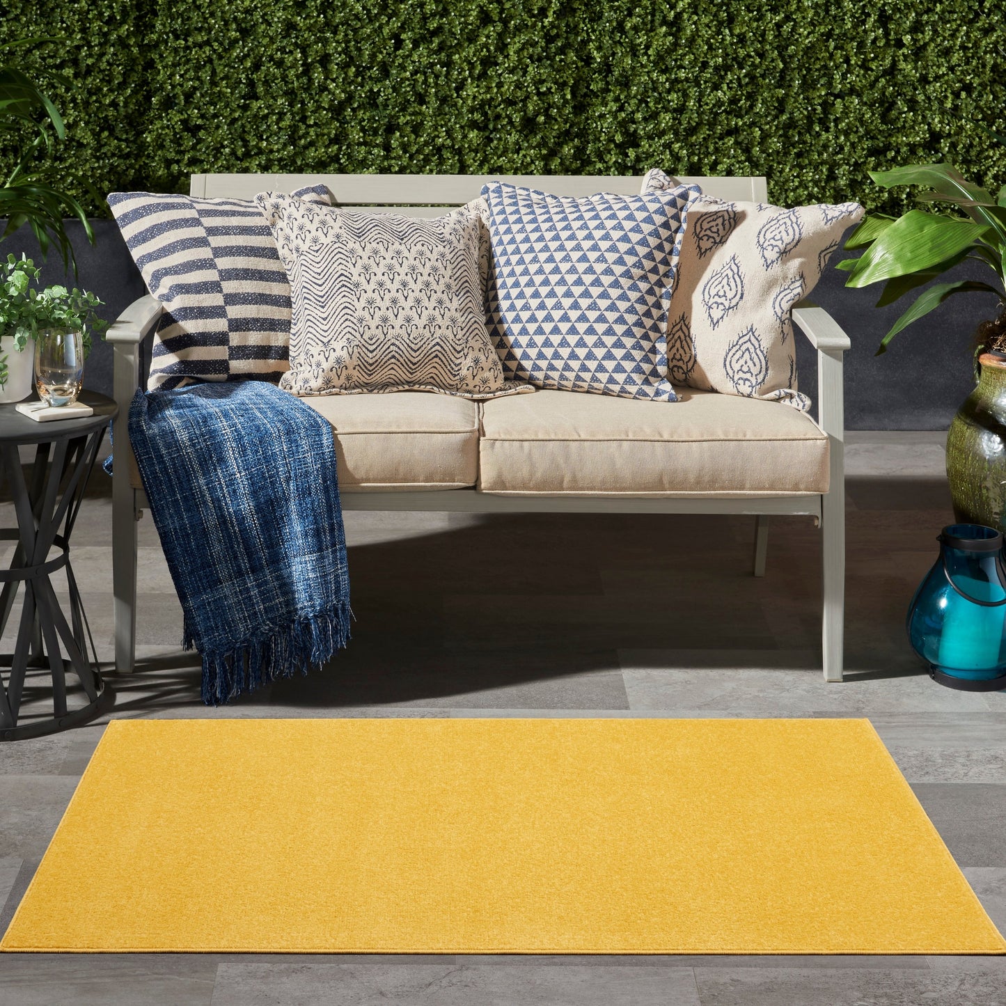 Nourison Essentials Solid Contemporary Indoor/Outdoor Area Rug