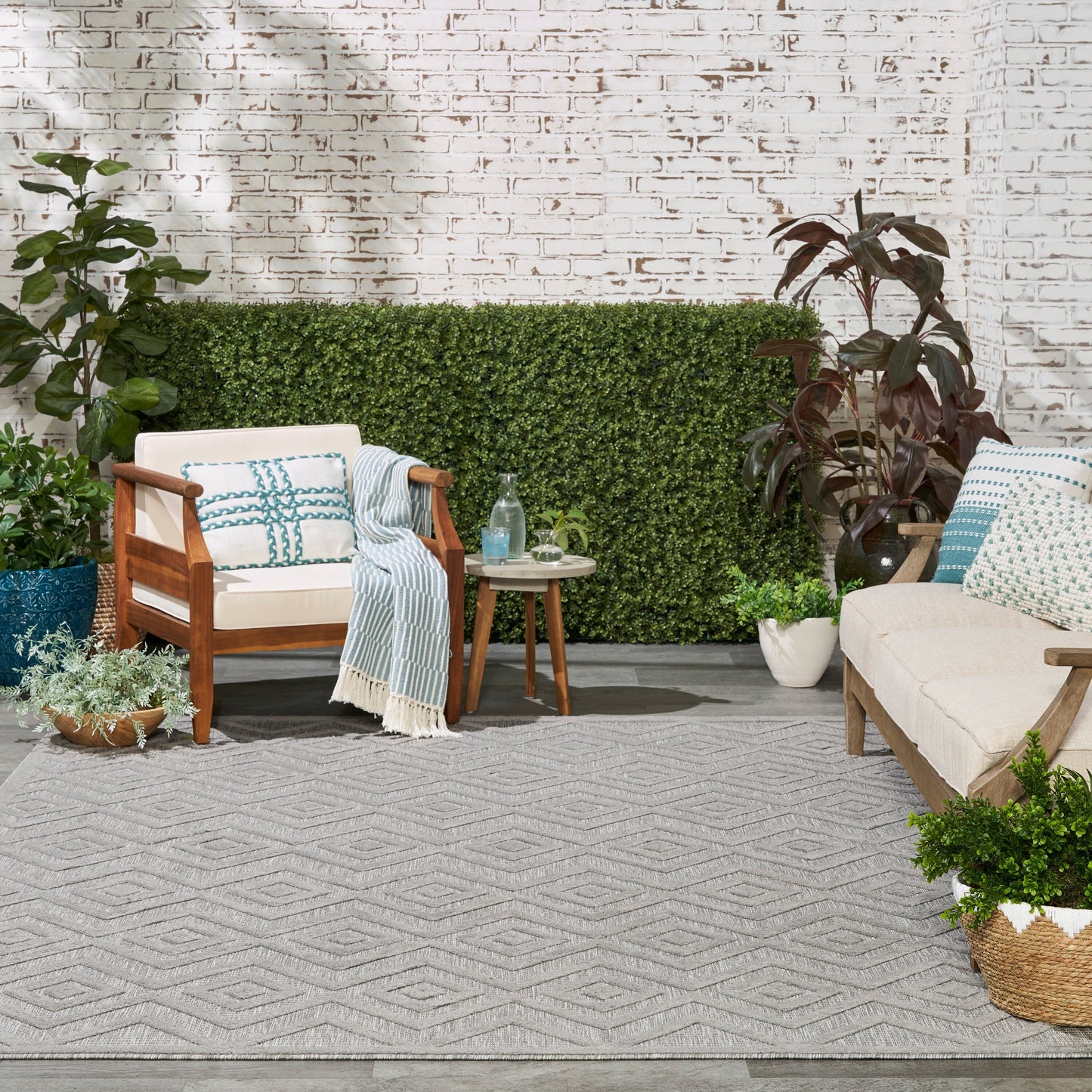 Nourison Versatile Indoor/Outdoor Geometric Flatweave Area Rug