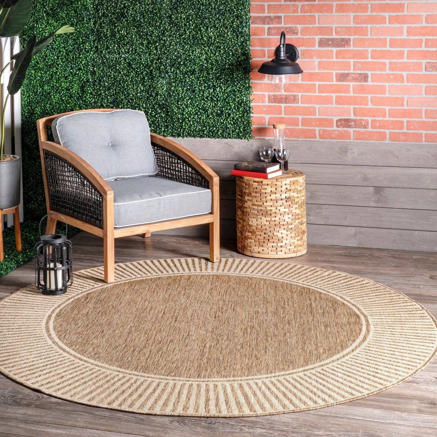 Nuloom Leah Classic Bordered Indoor/Outdoor Area Rug